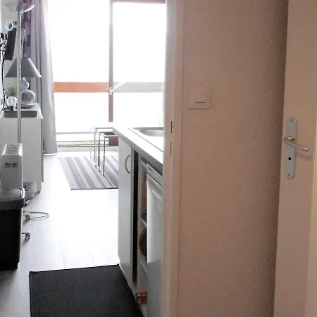 Rénové Aux Pieds Avec Balcon Et Wifi Gratuit - Fr-1-267-189 *